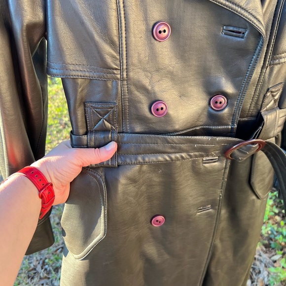 Authentic Vintage PVC vegan leather trench coat…size S/M DARK BROWN - Picture 4 of 6